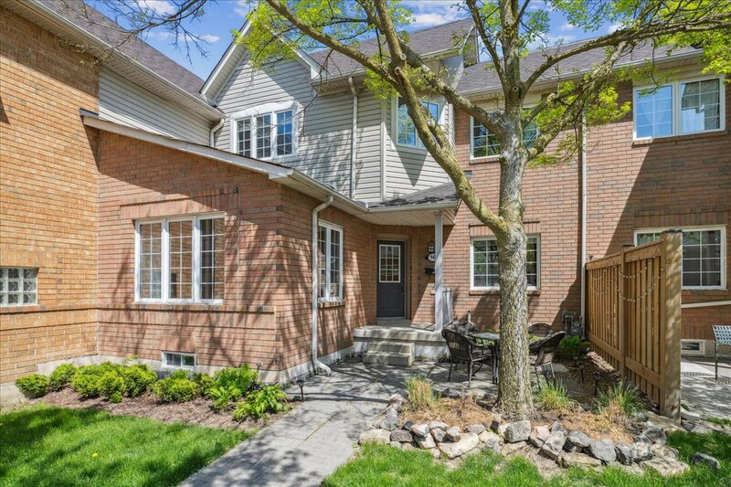 #16-100 Beddoe Dr, Hamilton